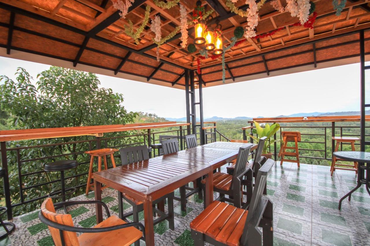 Happy Mountain Airport Resort Nai Yang Beach Exteriör bild